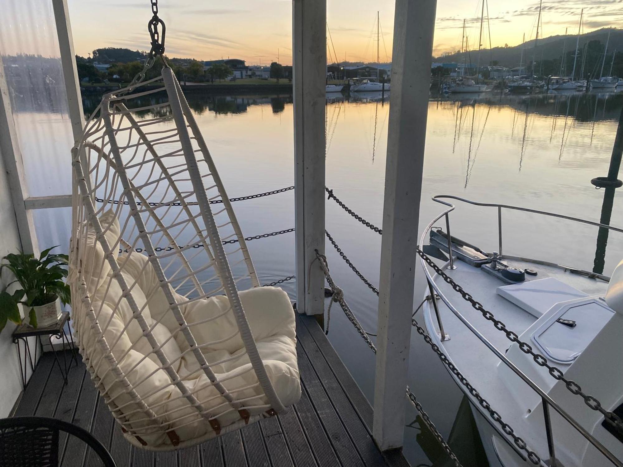 On The Water Boat House Apartamento Whangarei Exterior foto